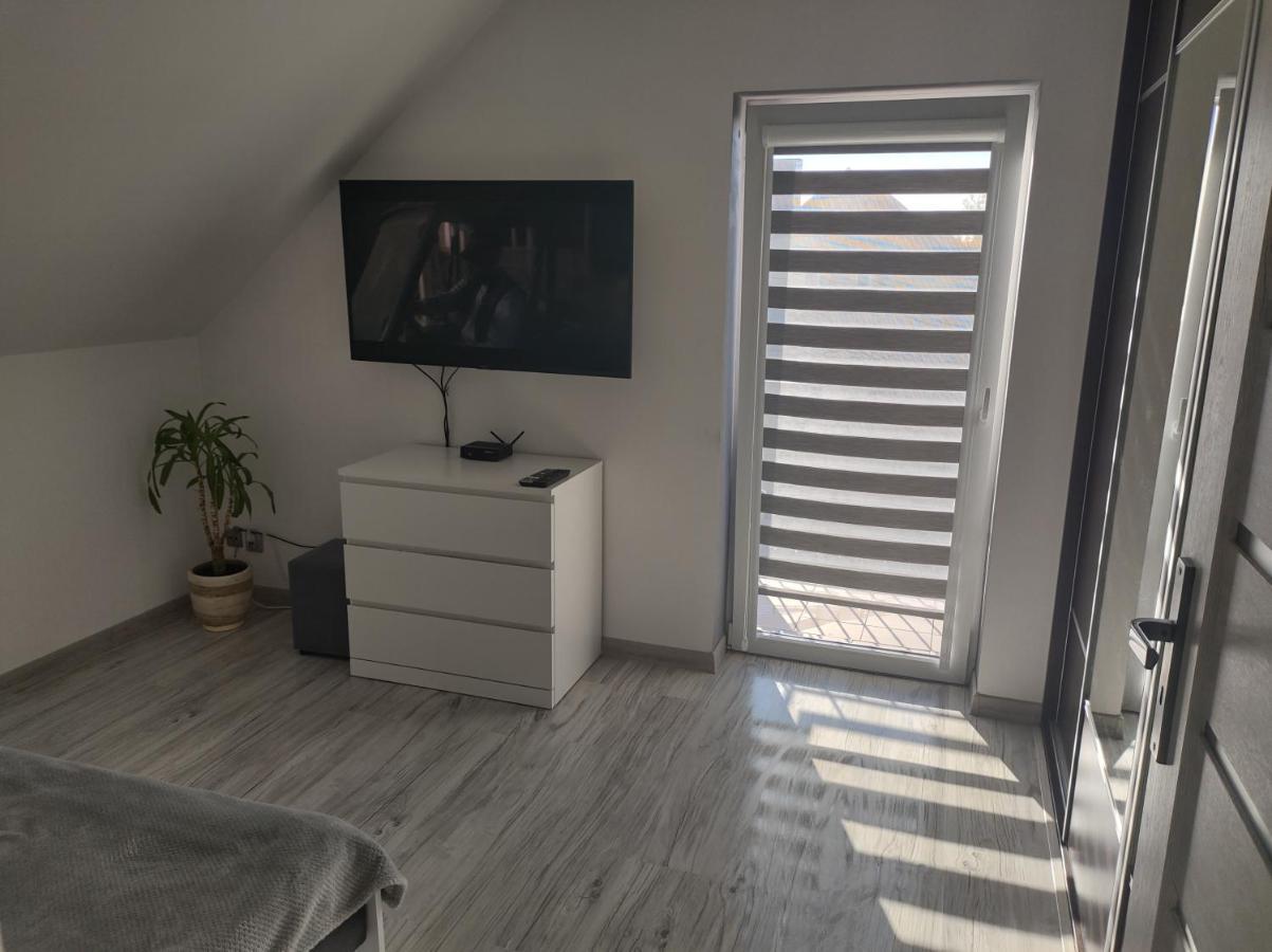 Pokoje Goscinne U Bosmana Dźwirzyno Buitenkant foto